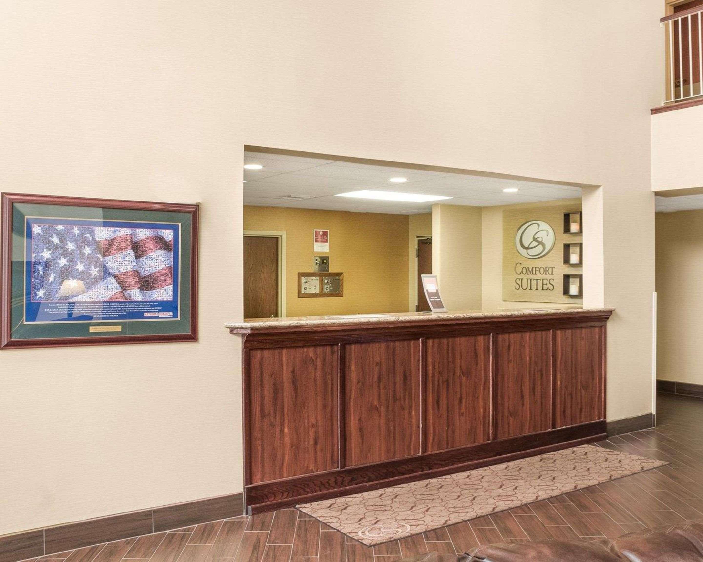 Comfort Inn Bismarck Exterior photo