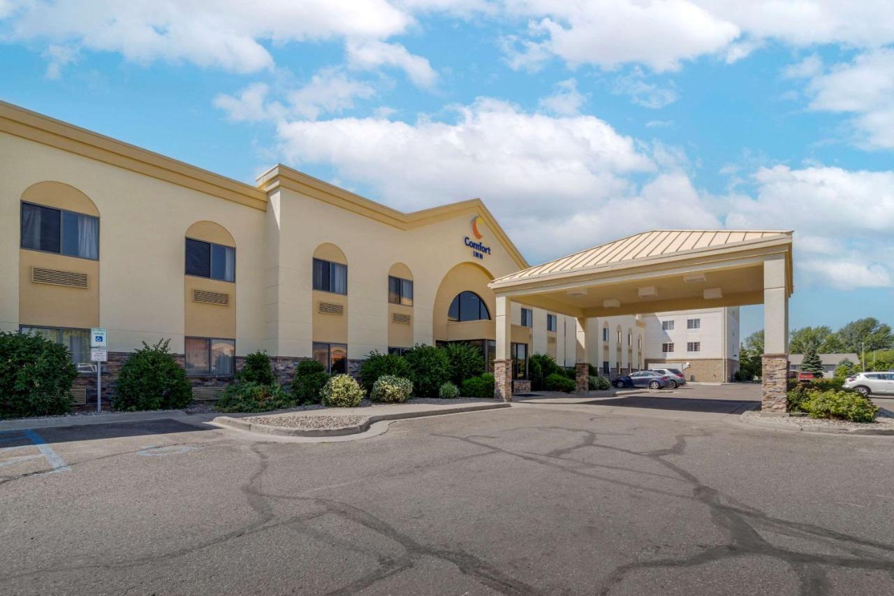 Comfort Inn Bismarck Exterior photo